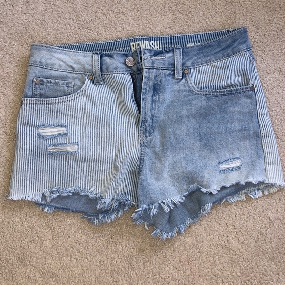Rewash Jean Shorts - Picture 1 of 4